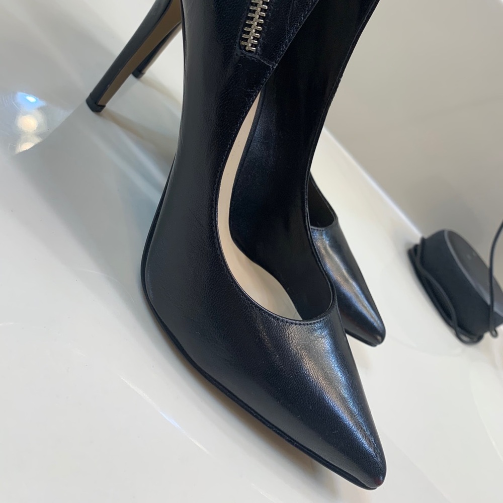 New beautiful 🤩 high heels